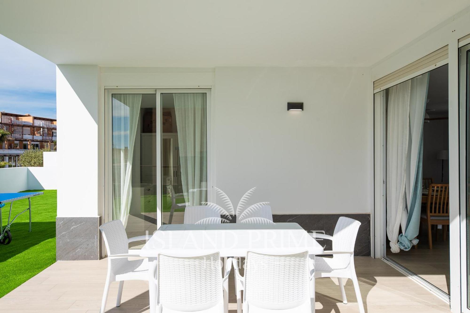 Holiday House 100M Away From Ocean Ebv10 Сан-Мігель-де-Абона Екстер'єр фото